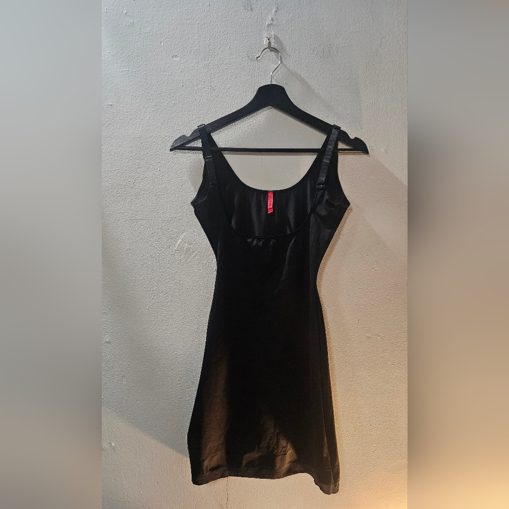 Spanx Slimplicity Slimming Black Full Slip Dress